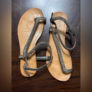 Kenneth Cole Silver Sandals with Strappy Design